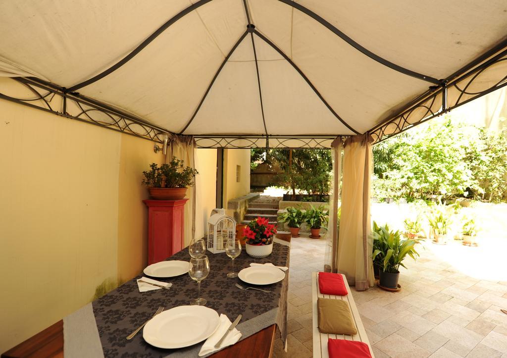 Acacia Firenze Apartments Artemisia-Angelica Экстерьер фото